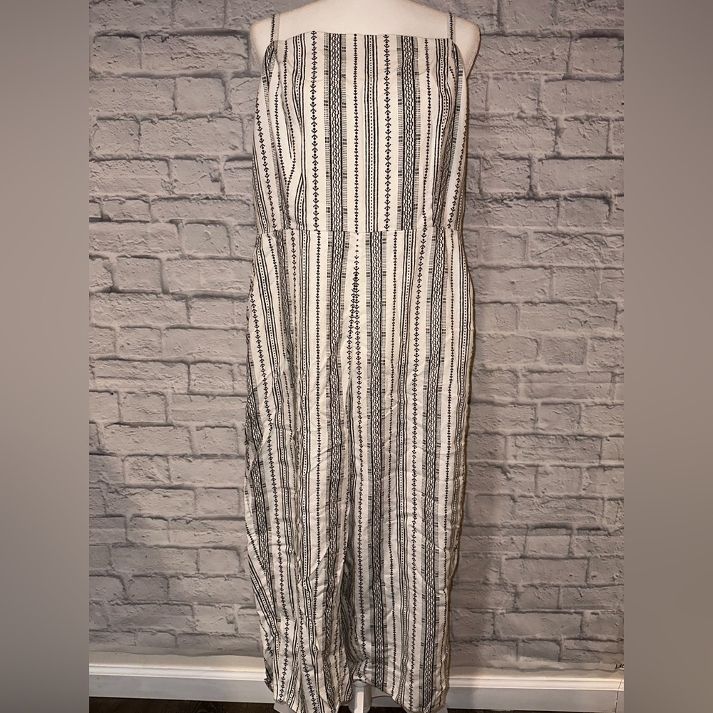 *NWT!!!* Old Navy Black & White Jumpsuit